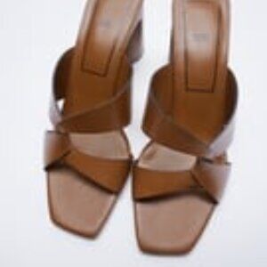 Zara, BLOCK HEEL LEATHER SANDALS, size 38 (7 1/2)